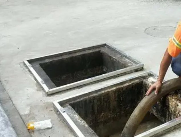 幽兰化粪池清理